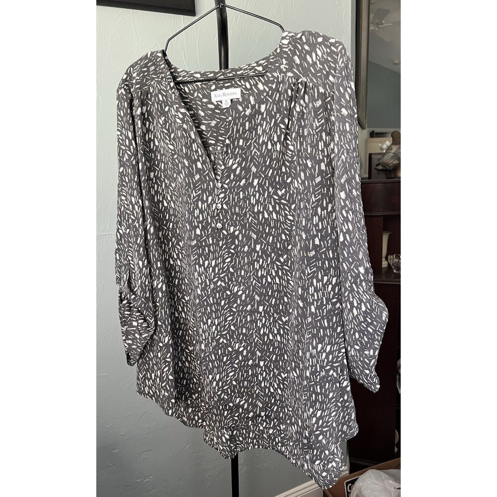 Kim Rogers  Top Womens XL Gray /White print  Roll Tab Sleeve